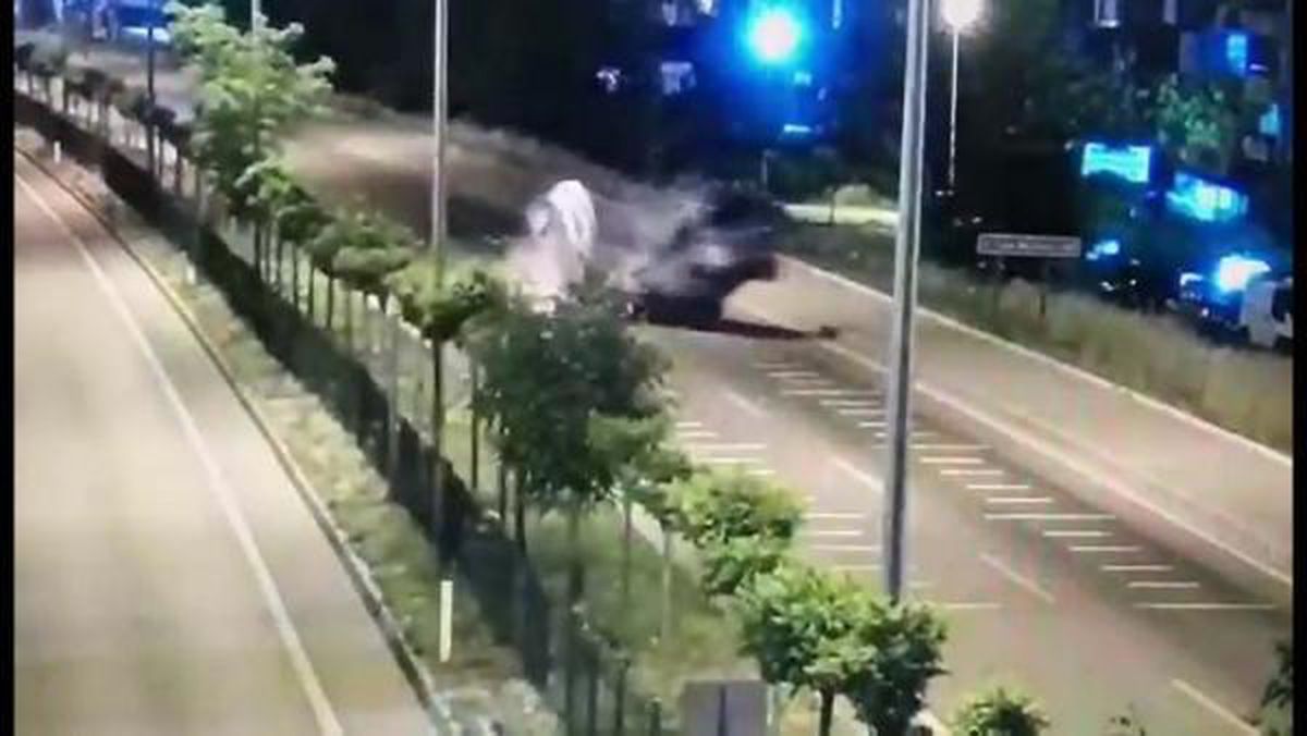 Son dakika! Çanakkale\'de trafik kazasında şehit olan polis memuru için tören (2)