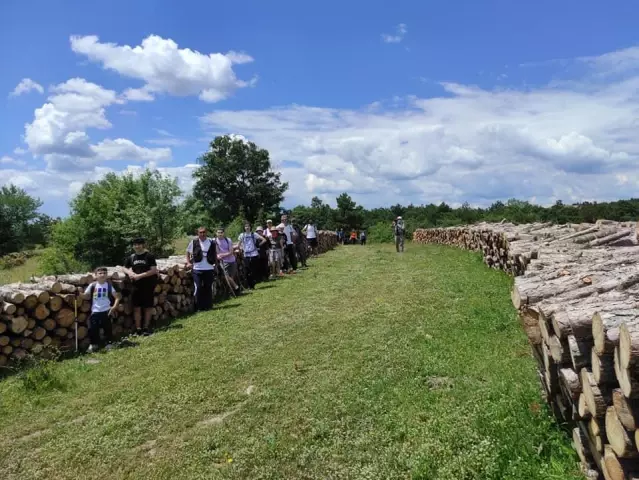 Edirneli doğaseverler kademeli normalleşme nin ilk yürüyüşünü Balkan köylerine yaptı