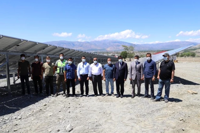 Erzincan'da 990 KW'lik güneş enerji santralinde elektrik üretimine geçildi