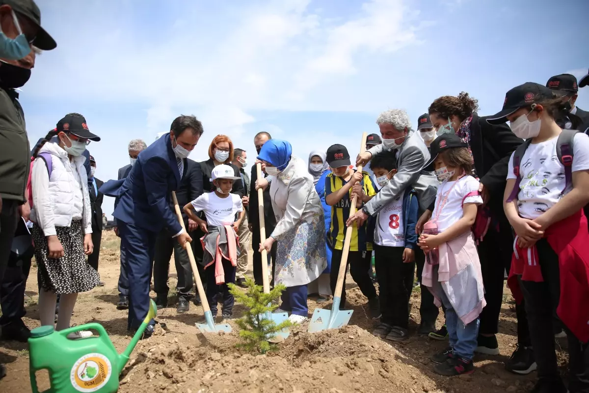 Son dakika haber! Eskişehir\'de "sıfır atık kazanımları ormanı" fidanla buluştu