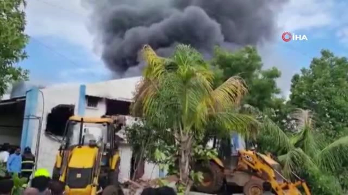 Son dakika haberi... Hindistan\'da kimya fabrikasından yangın: 15 ölü