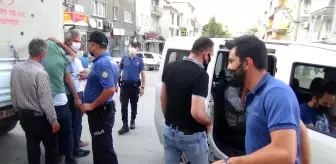 Kumar oynarken yakalandı, görüntü vermemek için dolu araca binmeye çalıştı