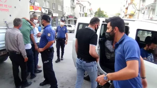 Kumar oynarken yakalandı, görüntü vermemek için dolu araca binmeye çalıştı