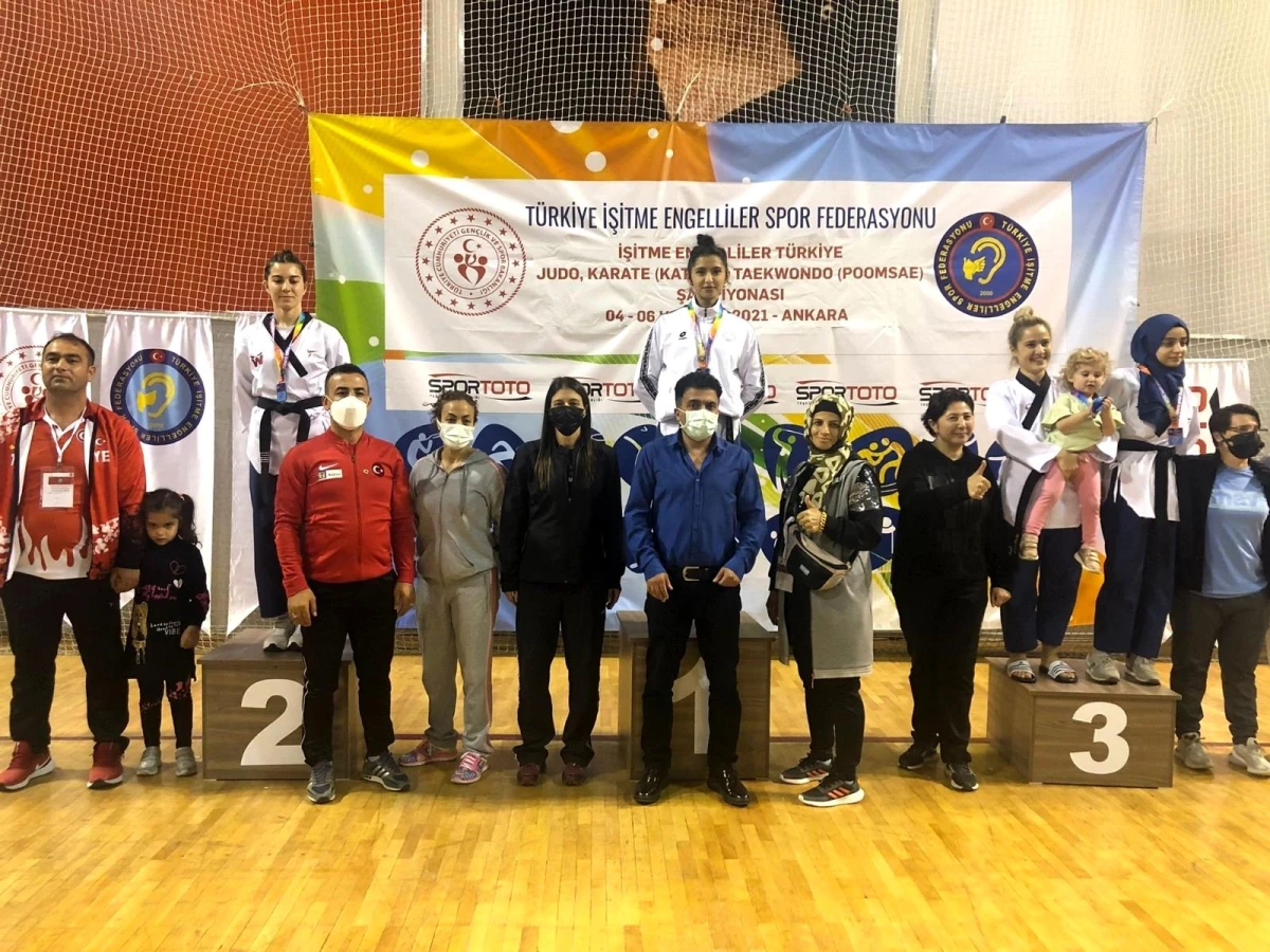 Melikgazi Taekwondo Takımı Deafolimpik branşında takım halinde şampiyon oldu