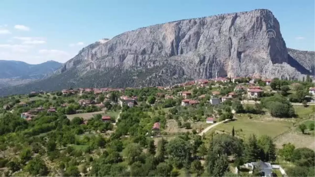 Mihal Gazi Türbesi\'nde bakım ve onarım çalışmaları tamamlandı