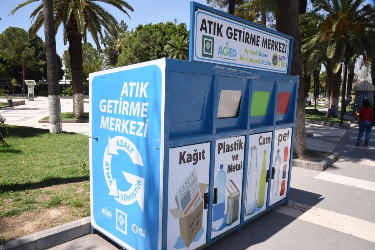 Osmaniye Belediyesi \'Mobil Atık Getirme Merkezi\' yerleştirdi
