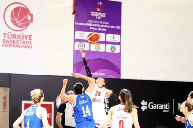Turgutlu Belediye Kadın Basketbol galibiyetle başladı