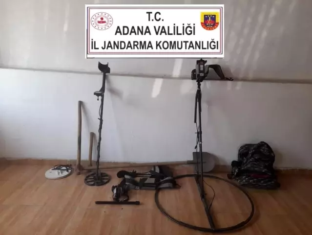 Adana'da kaçak kazı yapan 4 kişi suçüstü yakalandı