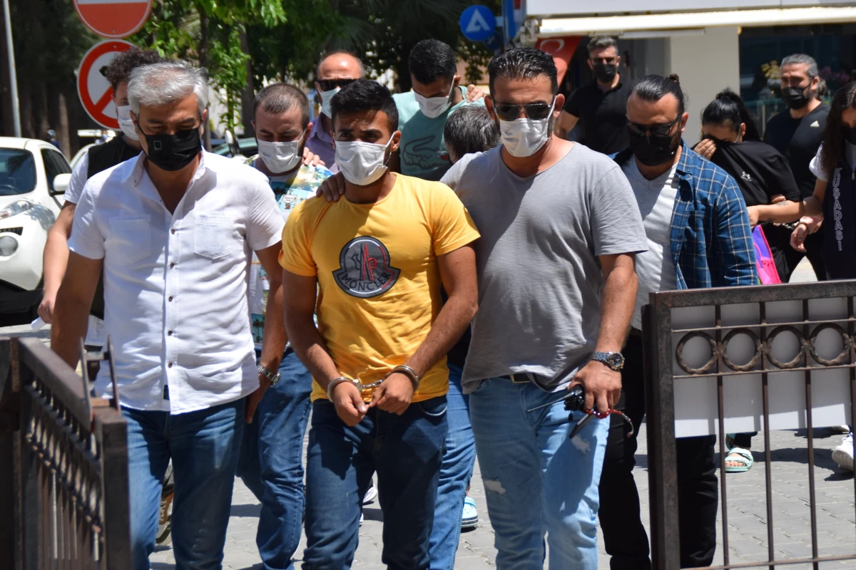 Aydın\'da emekli doktoru dolandırdığı öne sürülen 10 şüpheli yakalandı