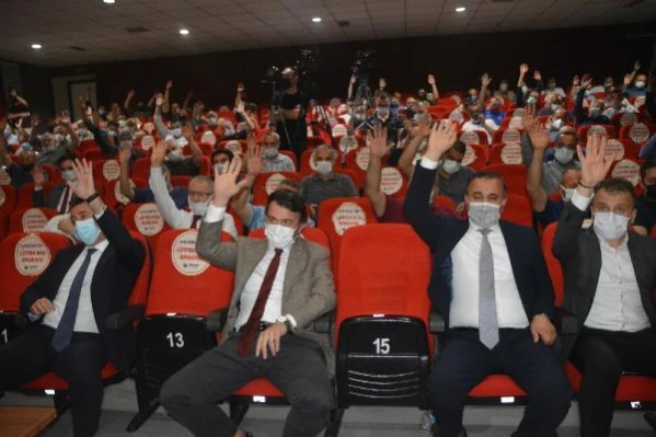 Bandırmaspor'da Onur Göçmez yeniden başkan