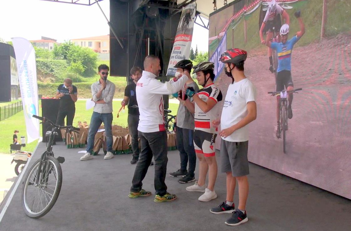 Hayat Boyu Öğrenme Haftası kapsamında pedal çevirdiler