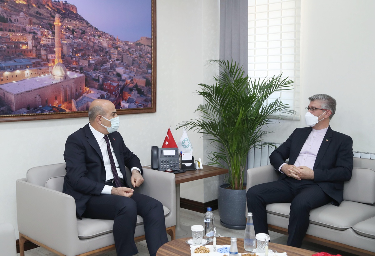 İran İslam Cumhuriyeti Erzurum Başkonsolosu Sajad Soltanzadeh, Mardin Valisi Demirtaş\'ı ziyaret etti