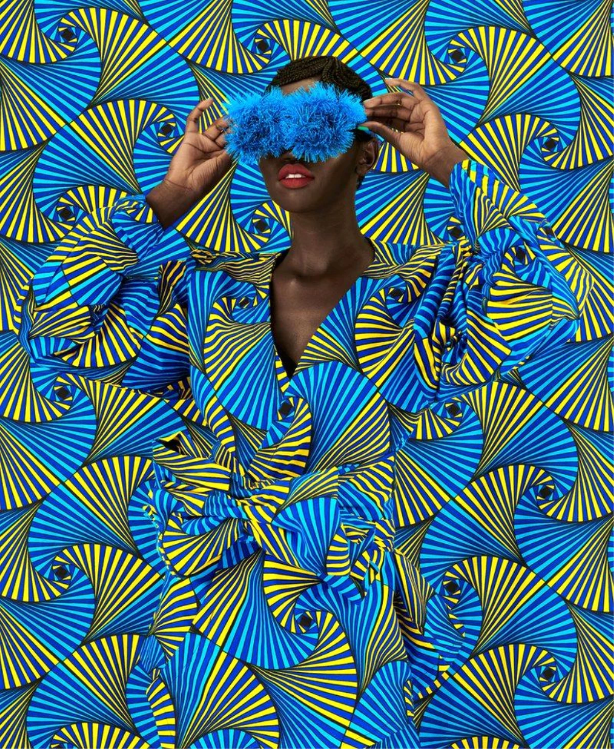 Kenyalı fotoğrafçı Thandiwe Muriu ve kamuflajlı modellerin cazibesi