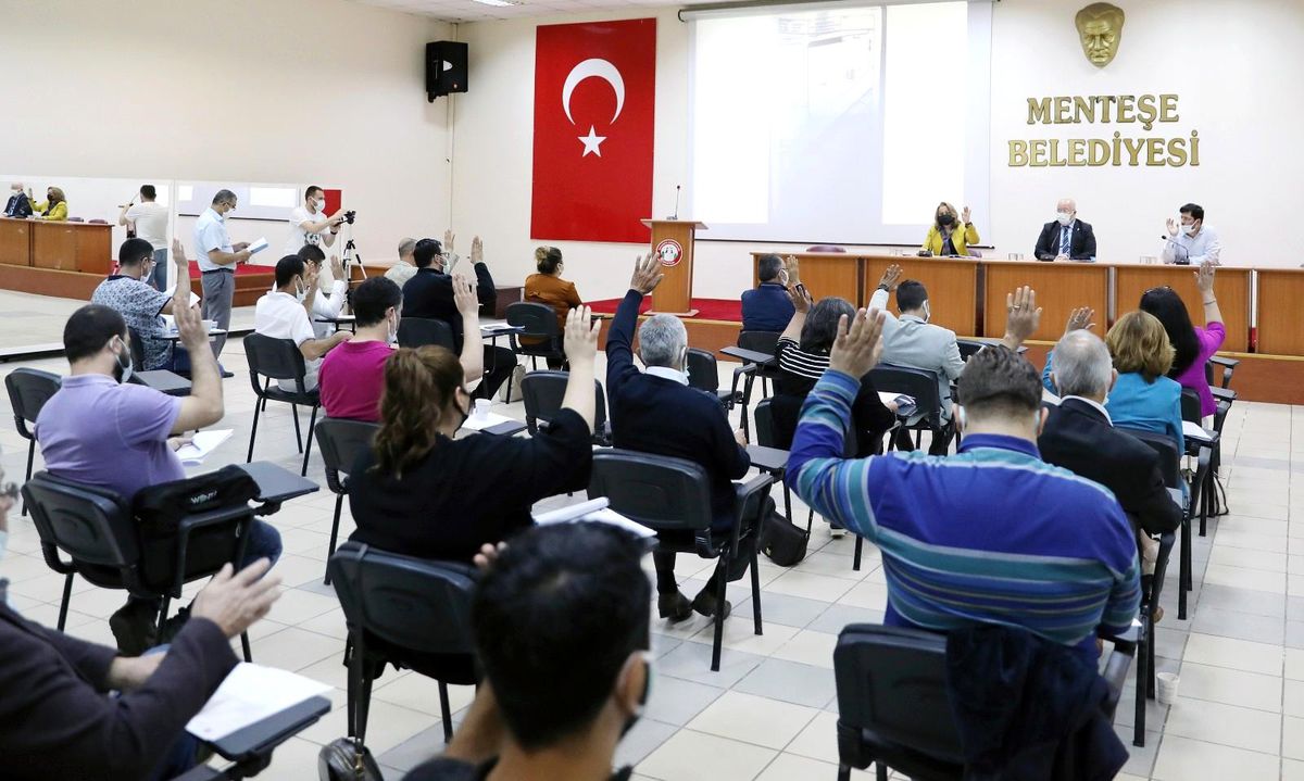 Menteşe Belediyesi esnafa kira desteğini 2 ay uzattı