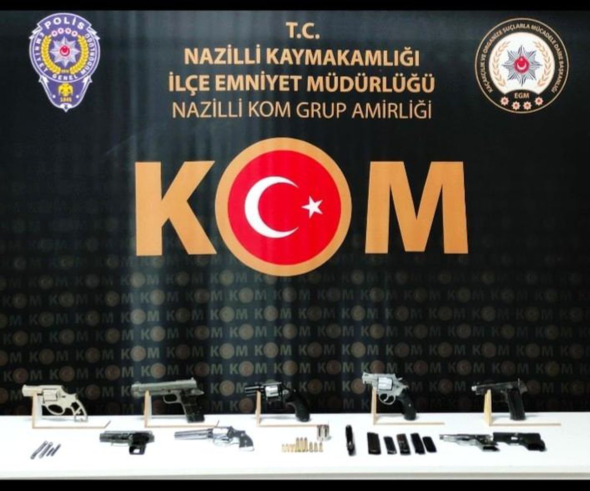 Nazilli\'deki ev cephanelik çıktı