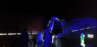 Son dakika haberleri | Oksijen gazı yüklü tanker kaza yaptı, yol trafiğe kapatıldı