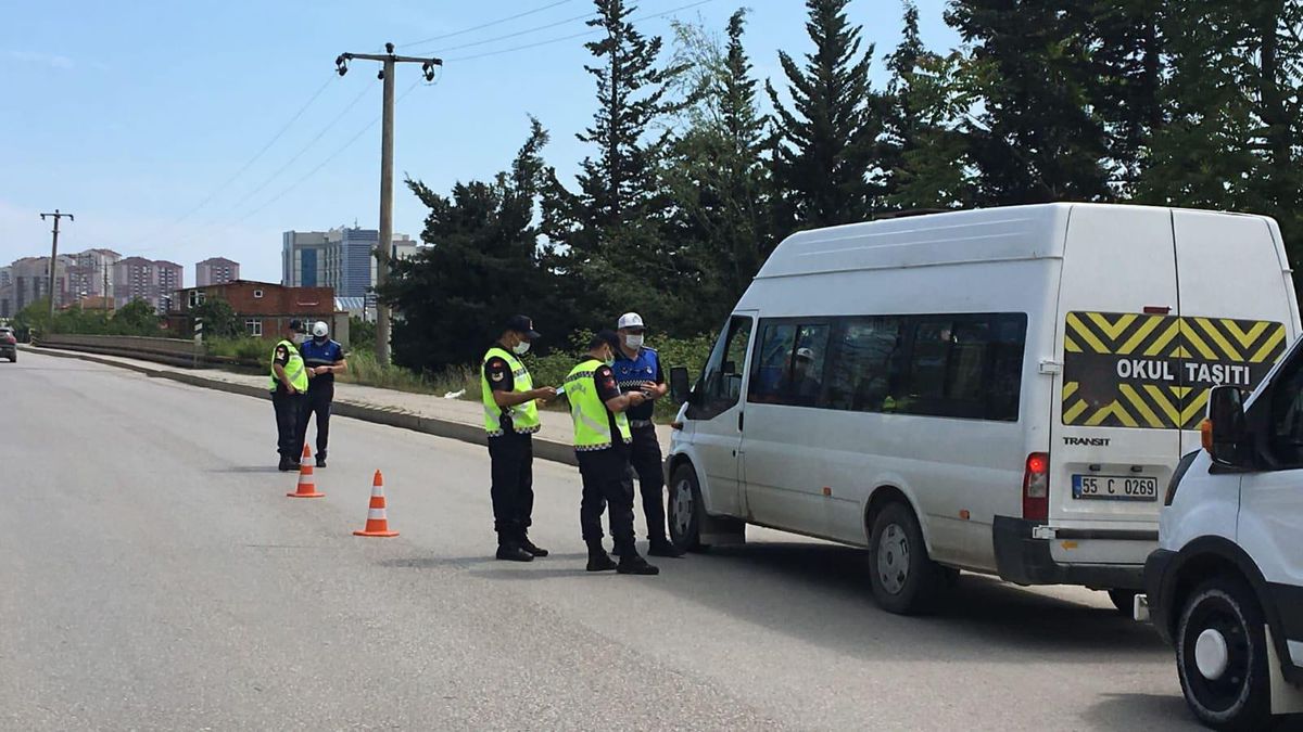 Samsun\'da trafik ve Kovid-19 tedbirleri kapsamında denetim yapıldı