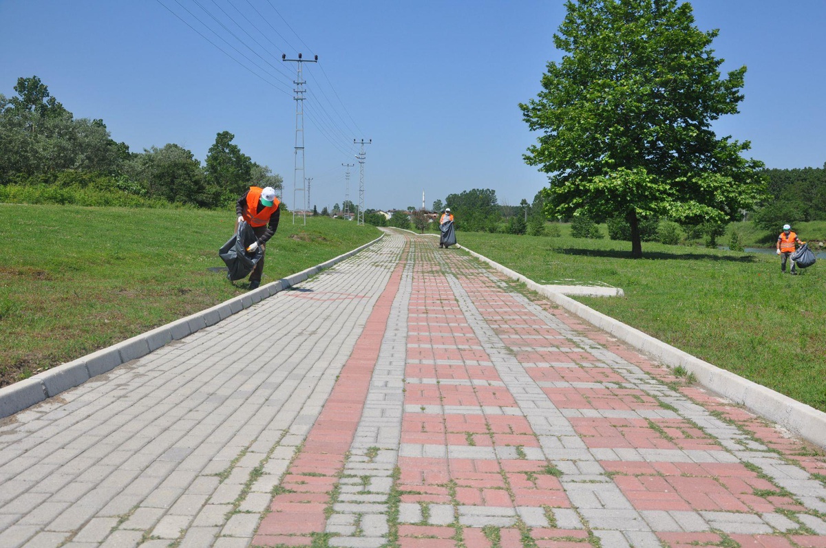 Terme Belediyesi yürüyüş ve gezi yolu yenileme çalışmalarını başlattı