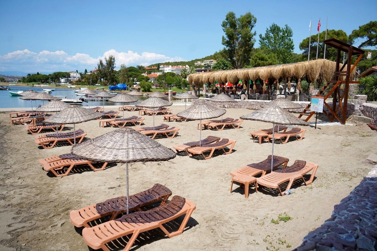 Ayvalık, yerli ve yabancı misafirlerini bekliyor