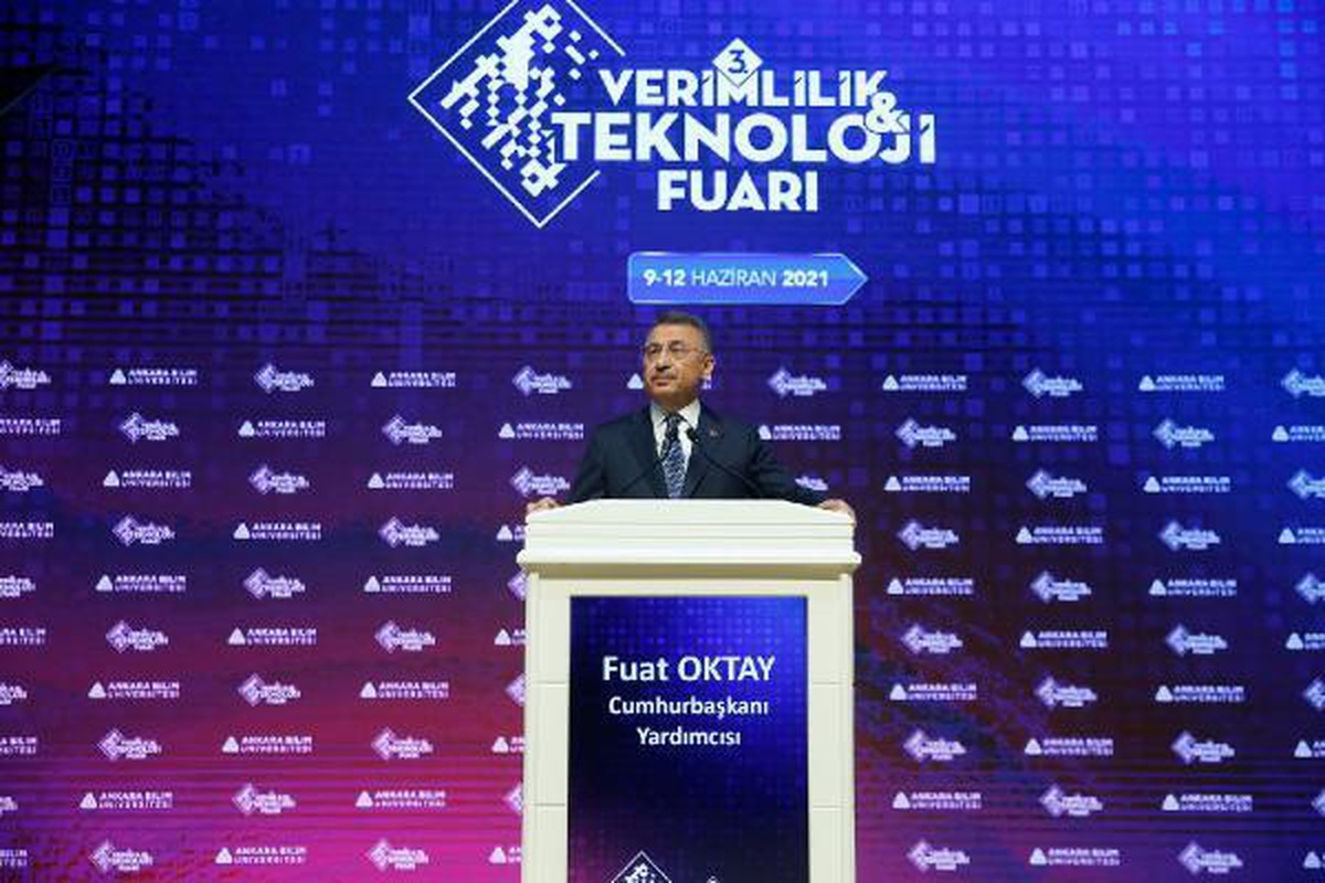 Cumhurbaşkanı Yardımcısı Oktay: 750 savunma sanayi projesi yürütüyoruz
