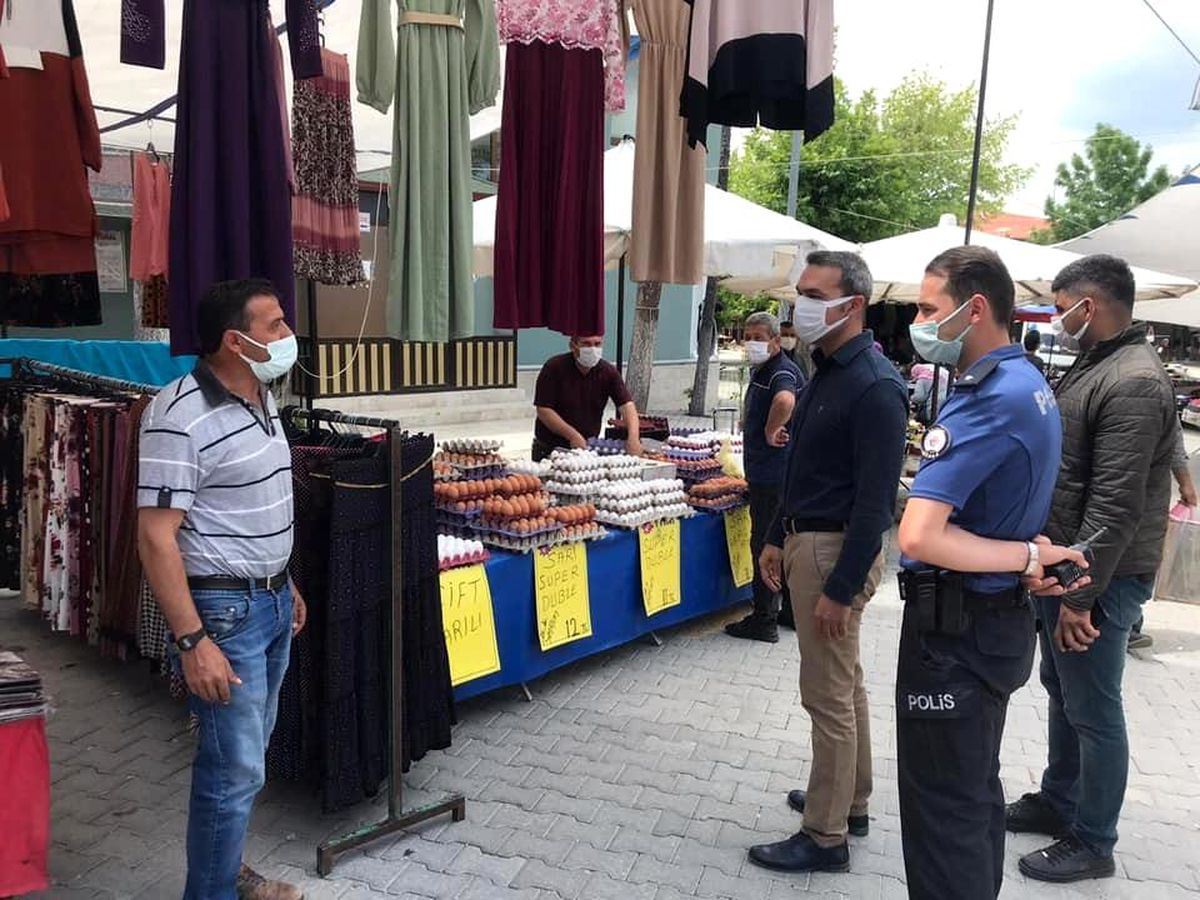 Emet\'te halk pazarı denetlendi