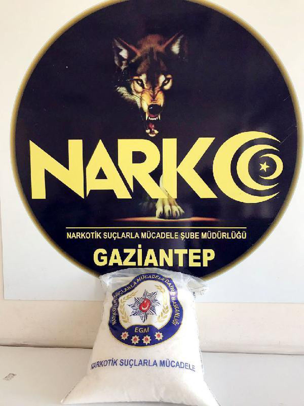 Gaziantep\'te 13,5 kilo metamfetamin ele geçirildi