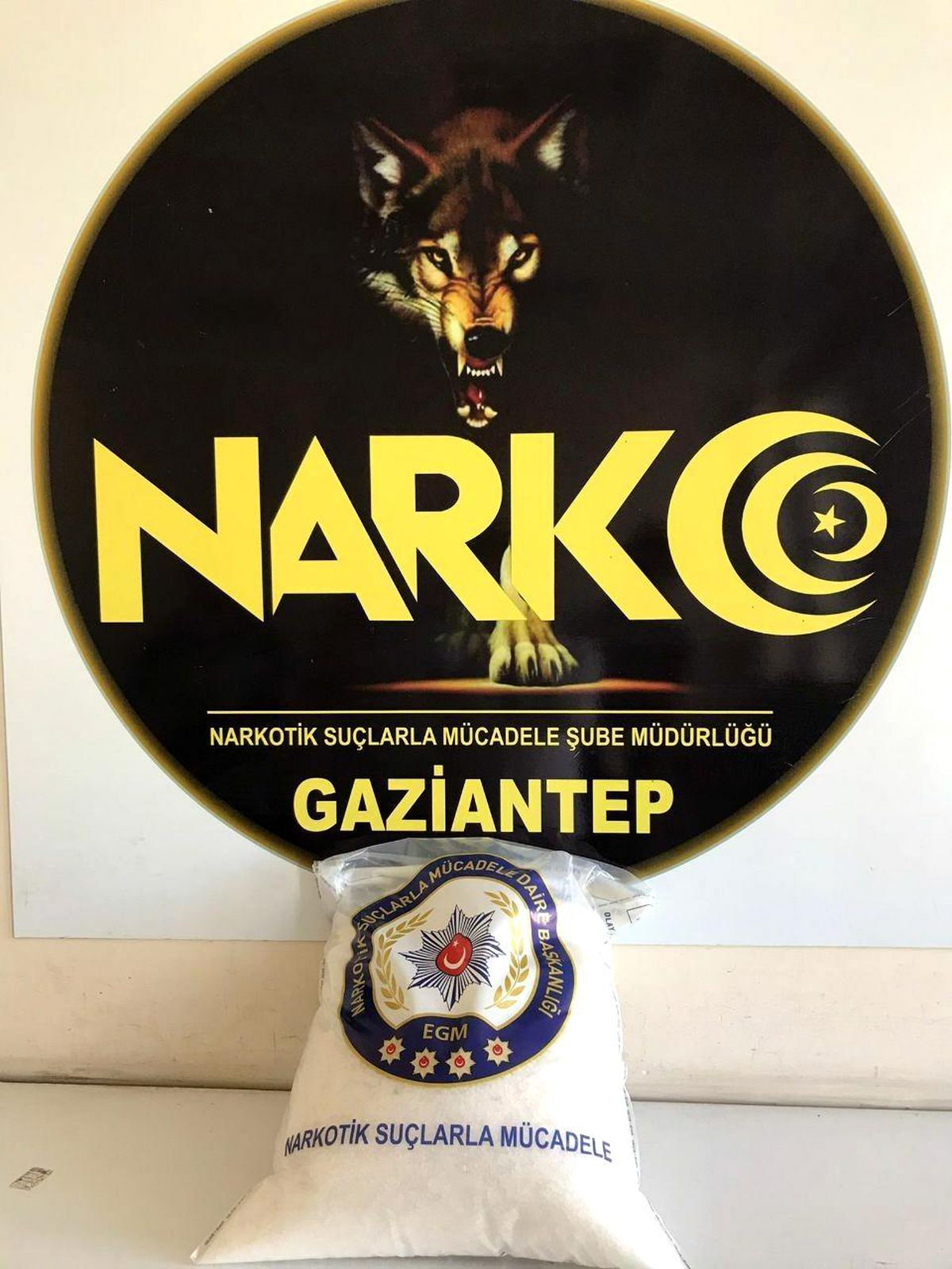 Gaziantep\'te 13 kilo 500 gram metamfetamin ele geçirildi