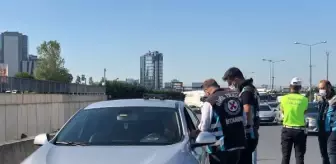 İSTANBUL'DA ÇAKARLI ARAÇ DENETİMİ (Basın Ekspres)