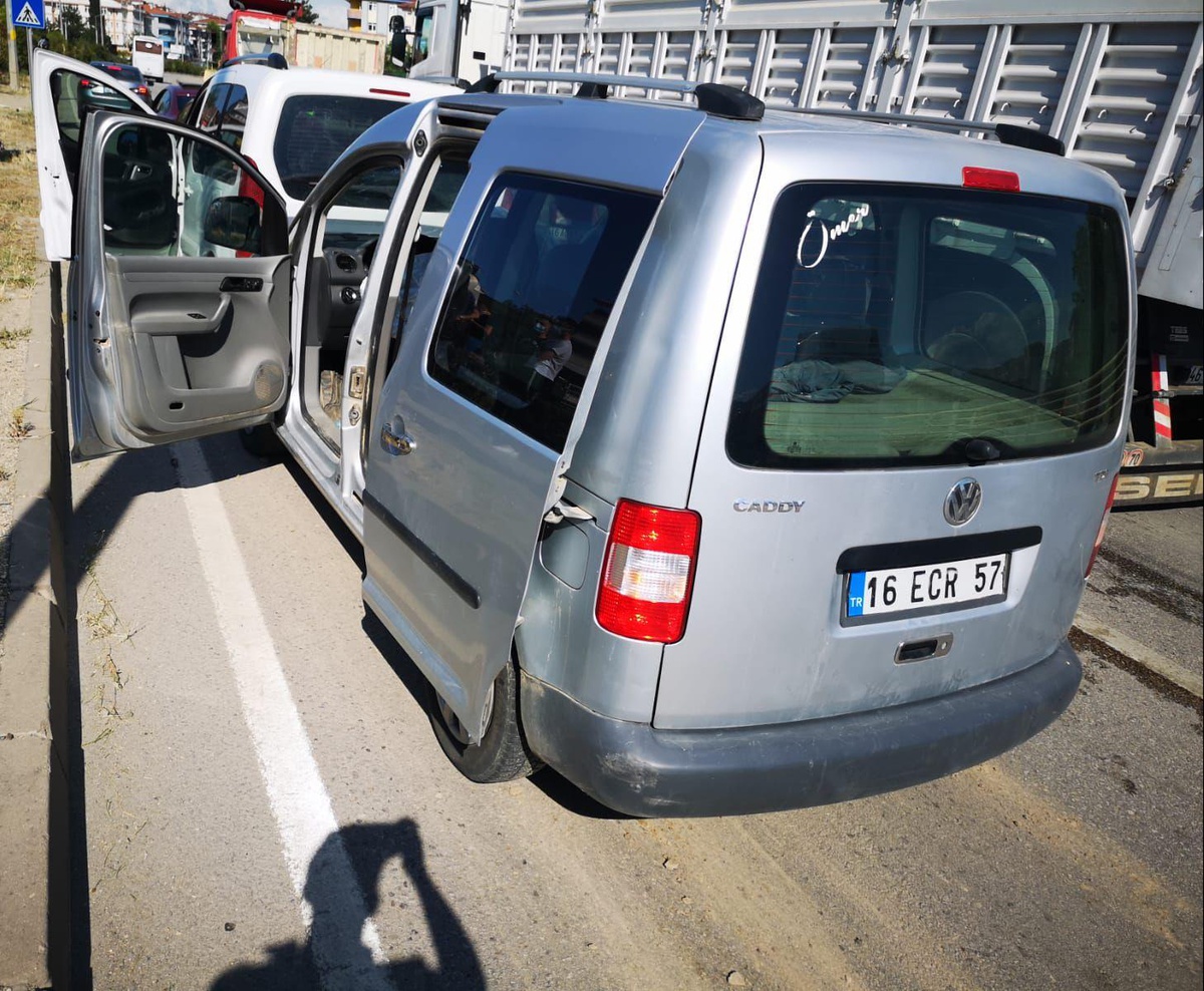 Son dakika gündem: Karabük\'teki zincirleme trafik kazasında iki kişi yaralandı