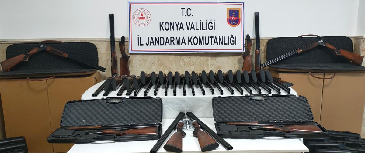 Son dakika... Konya\'daki kaçak silah operasyonunda 85 av tüfeği ele geçirildi