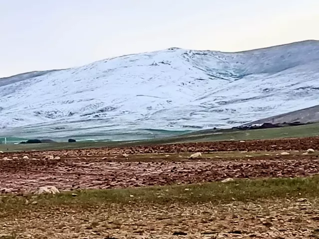 Sivas'a Haziran ortasında kar yağdı Sivas'a Haziran ortasında kar yağdı