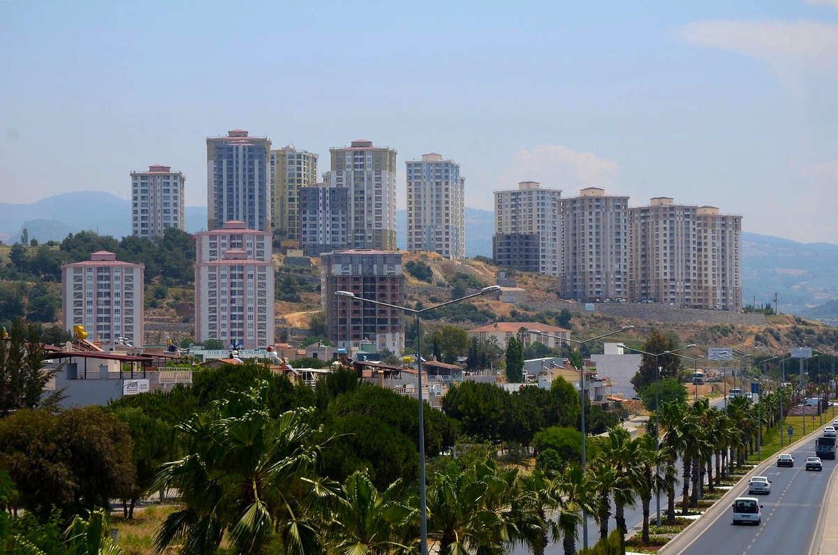 Uydukent\'te 26 yıllık sorunlar çözüme kavuşuyor
