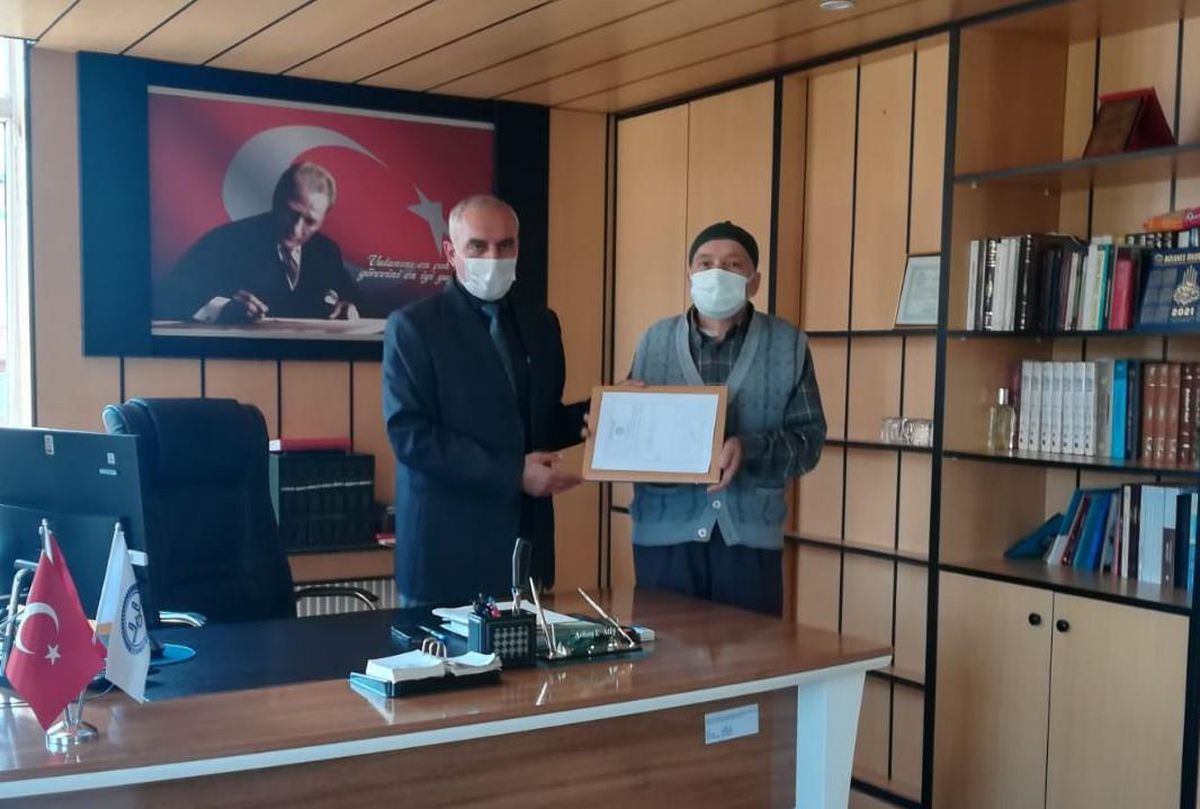 Zonguldaklı merhum hayırseverin TDV\'ye bağışladığı binanın devir teslimi yapıldı