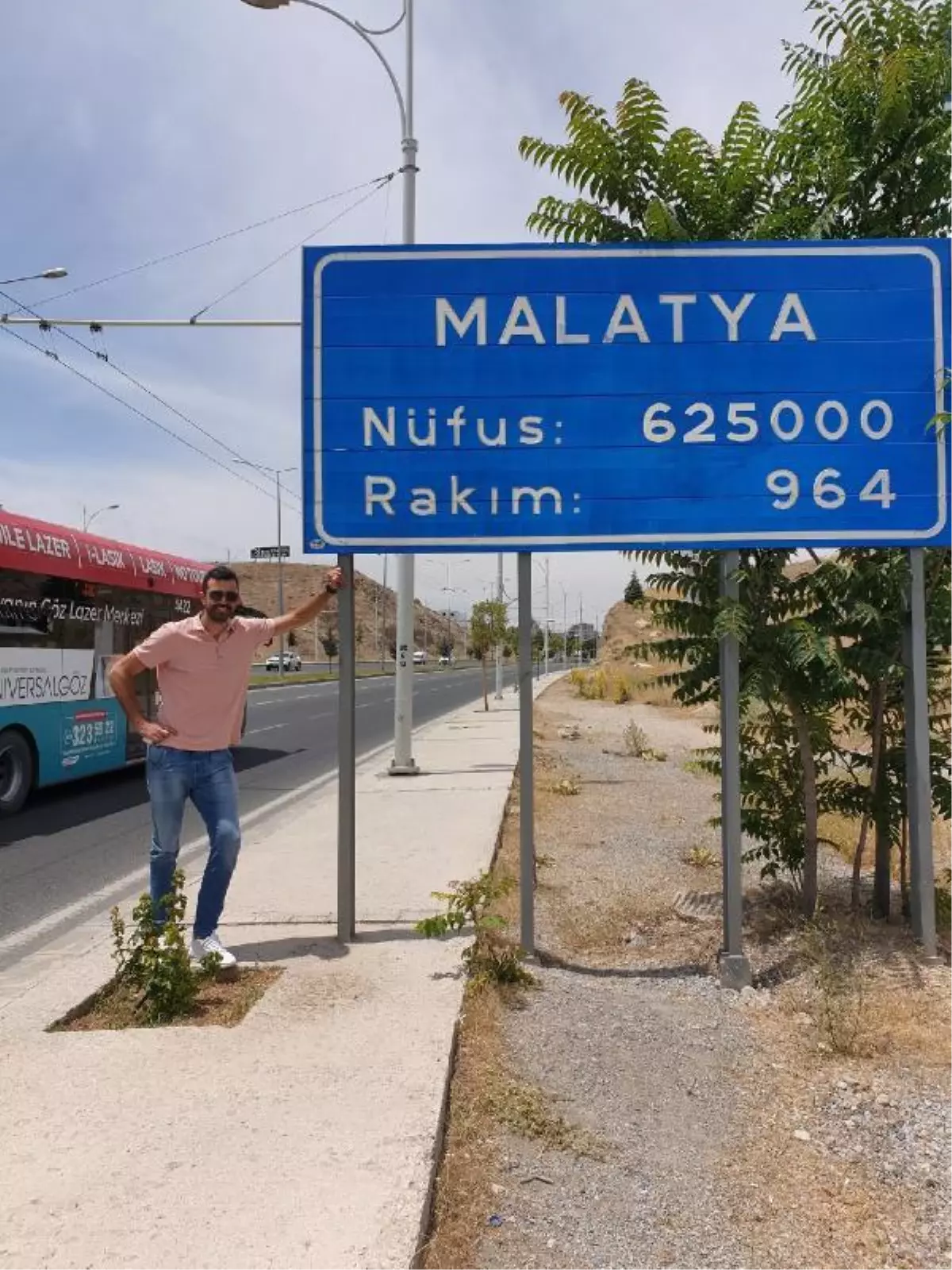 Anadolu Efesli Krunoslav Simon, fahri hemşehrilik için Malatya\'da