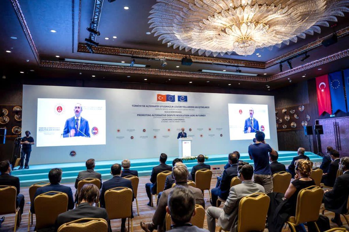 Bakan Gül: "Paylaştığımız bütün rakamların ve istatistiklerin içinde insan vardır"