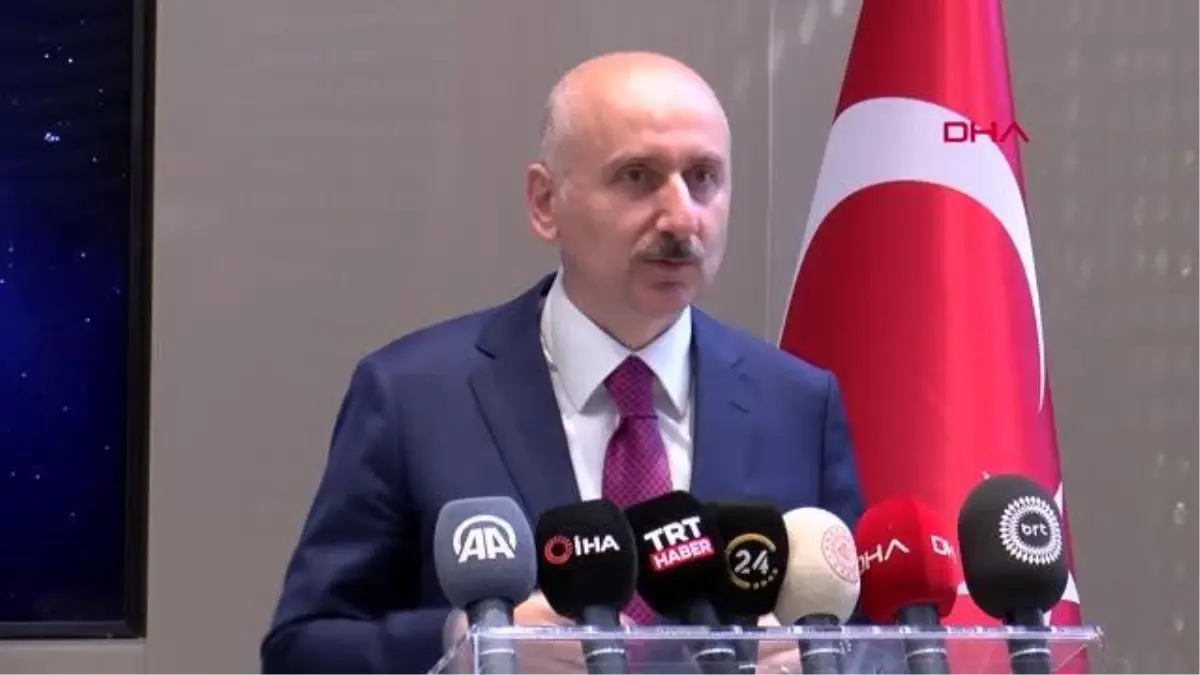 Bakan Karaismailoğlu\'dan \'Ercan Havalimanı\' açıklaması