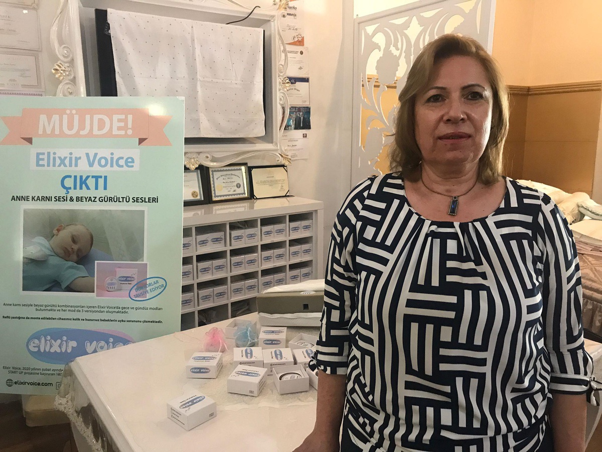 Bebekler için anne karnındaki sesi yastığa taşıdı