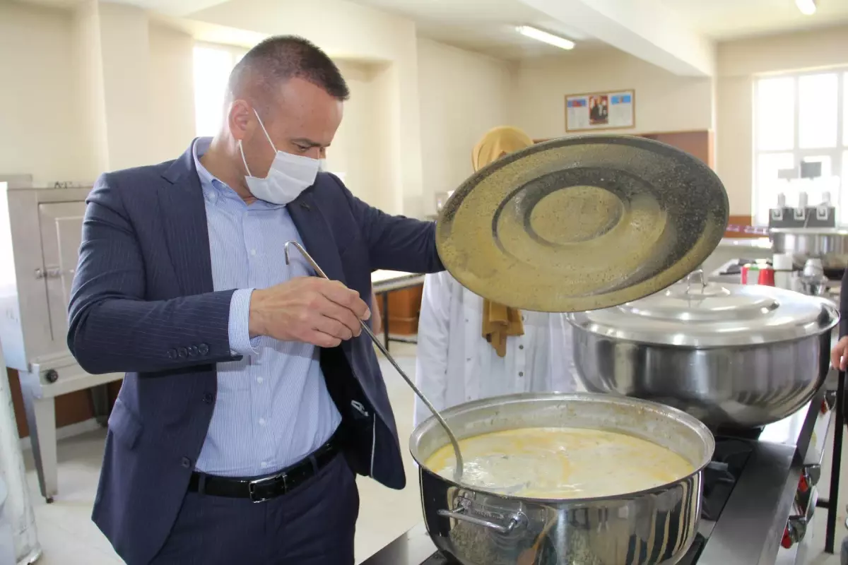 Eleşkirt Mesleki ve Teknik Anadolu Lisesinde Yiyecek ve İçecek Hizmetleri alanının açılışı yapıldı