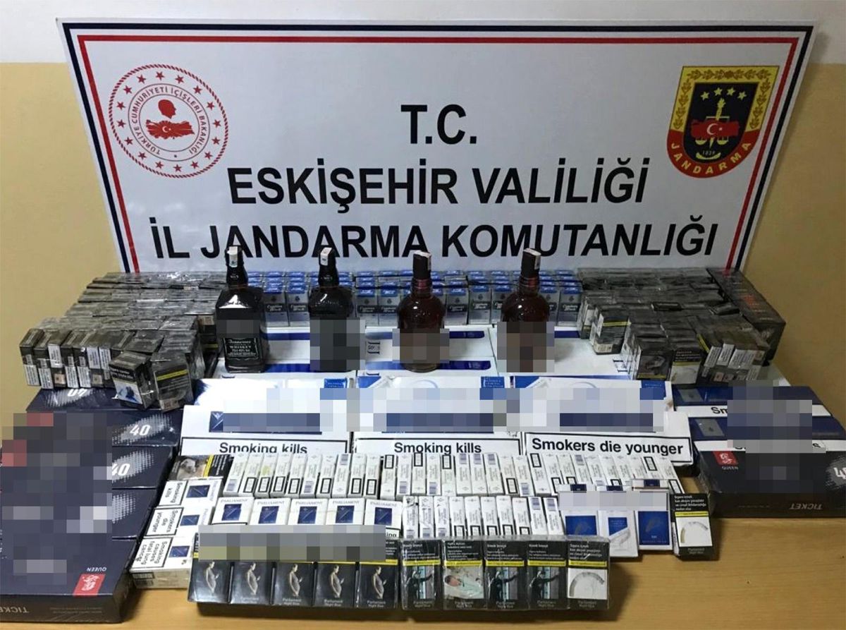 Son dakika haber: Jandarmadan kaçak sigara ve içki operasyonu
