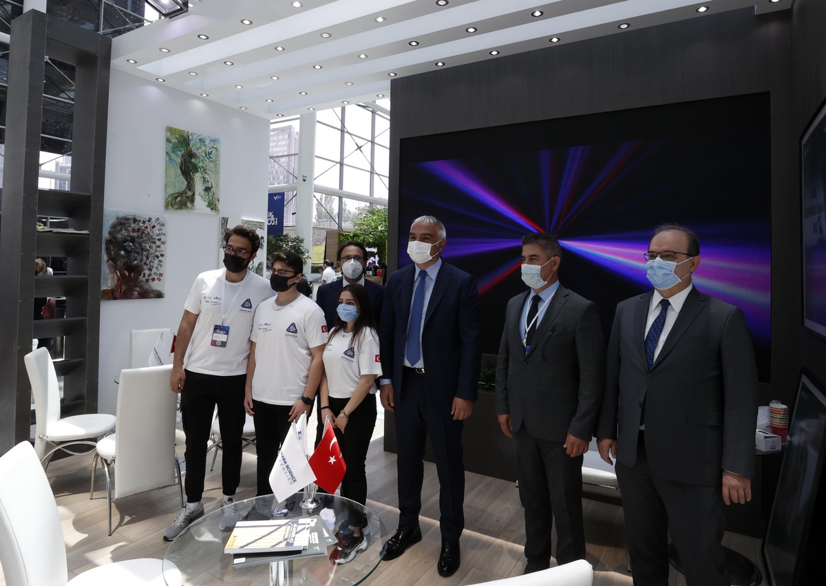 Son dakika haberi: Kültür ve Turizm Bakanı Ersoy, "Verimlilik ve Teknoloji Fuarı"nı ziyaret etti