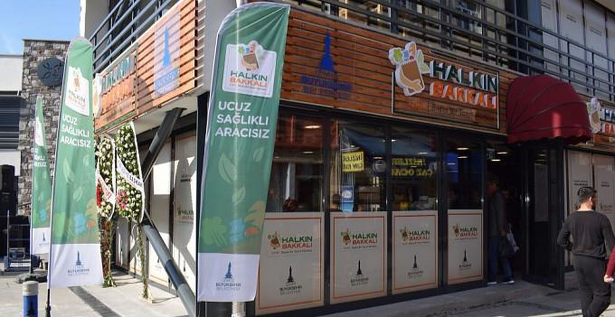 Pandeminin etkilediği sektörlerden bir olan mahalle bakkallarına İBB elini uzattı