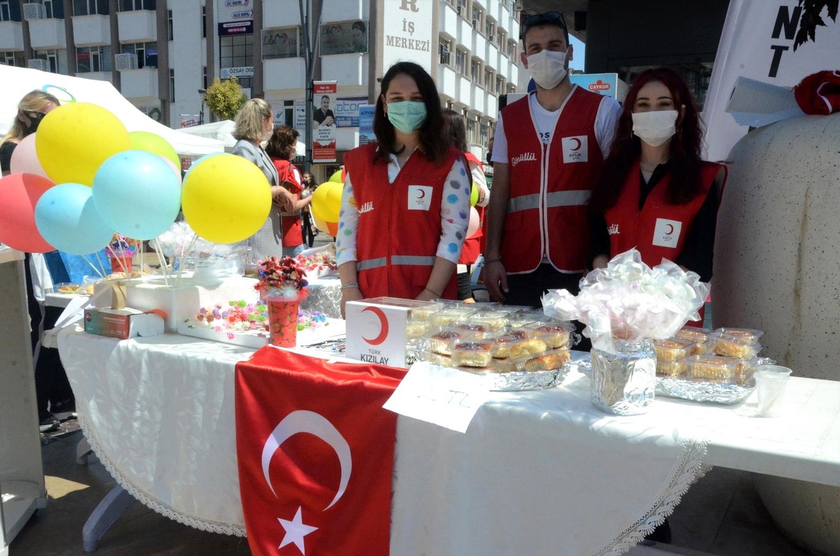 Türk Kızılay\'dan Filistin yararına kampanya
