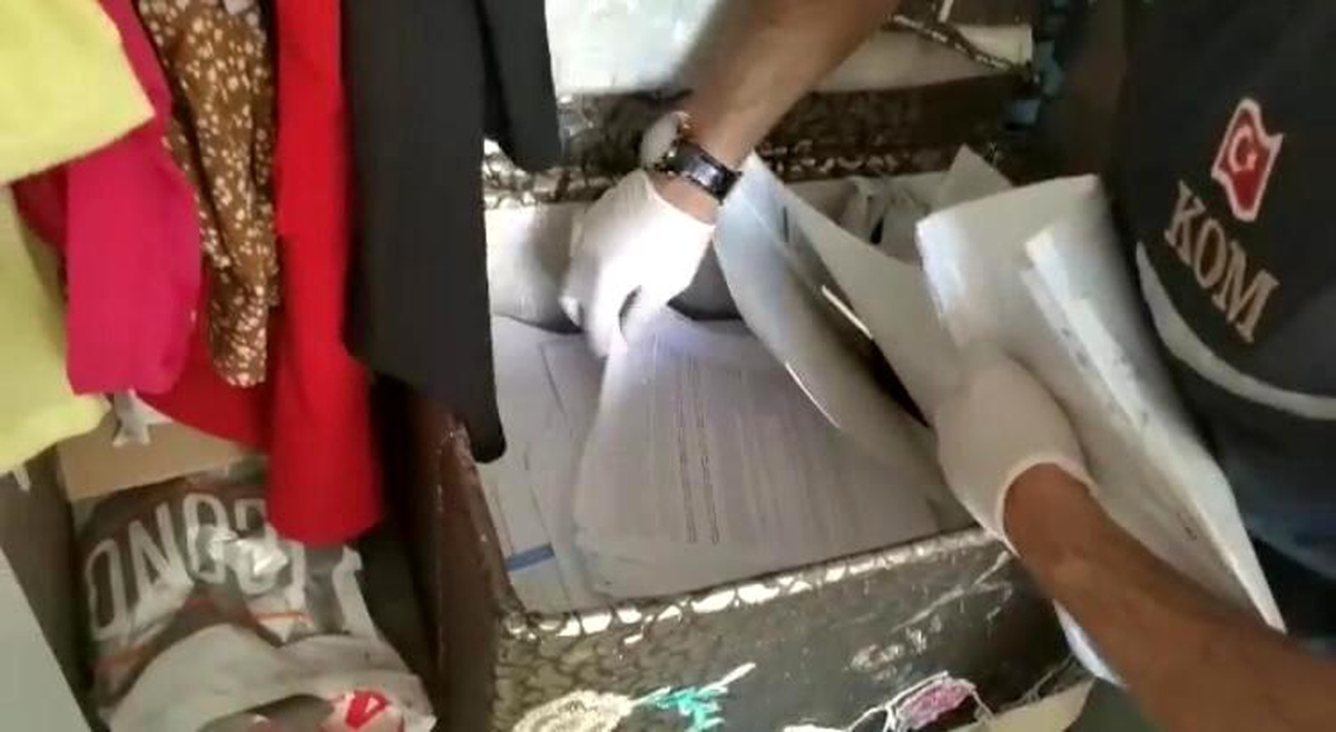 Araç ilanı veren vatandaşları dolandıran 8 kişilik çete çökertildi