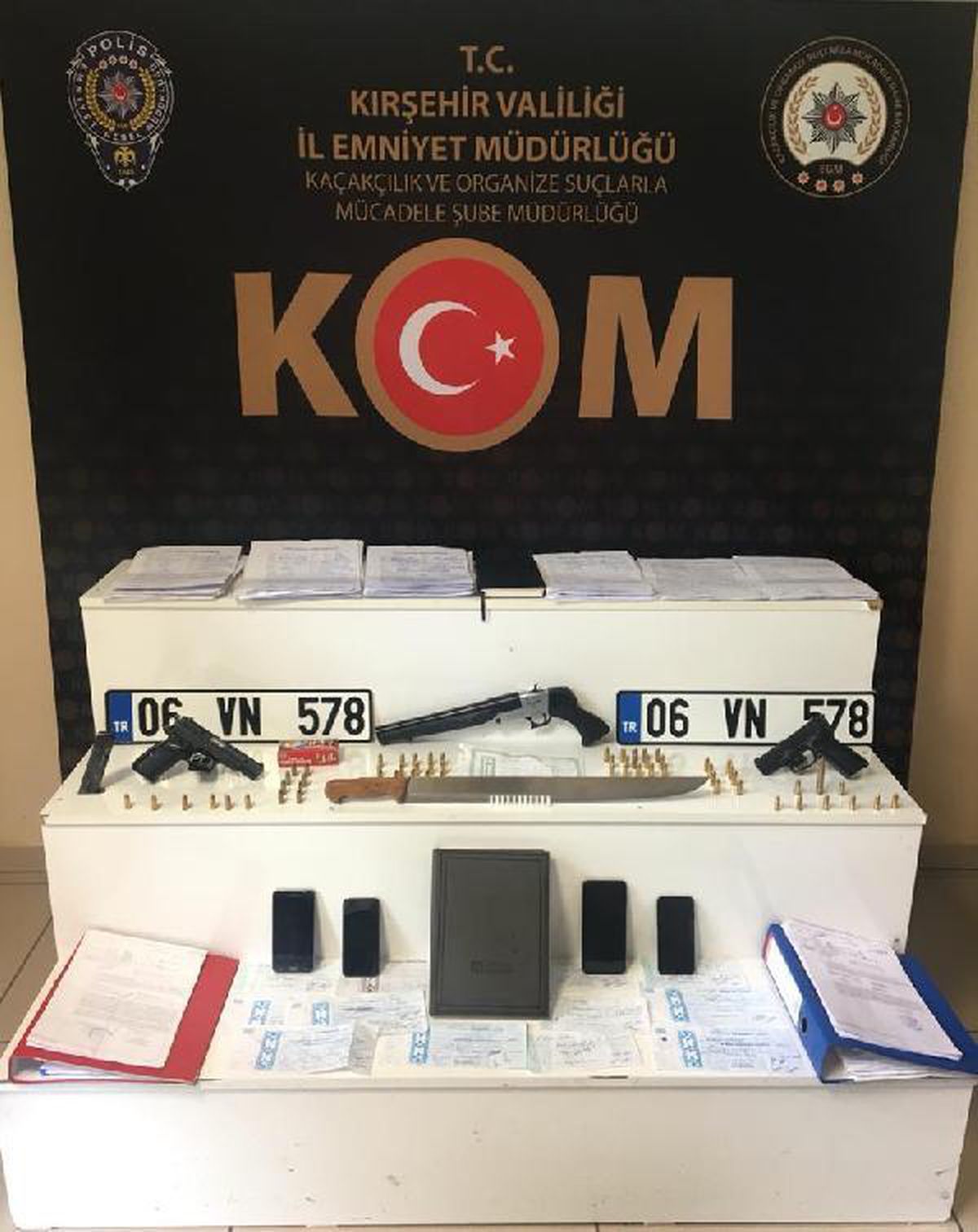 Son dakika haberi! Araç ilanı veren vatandaşları dolandıran çeteye operasyon: 17 gözaltı