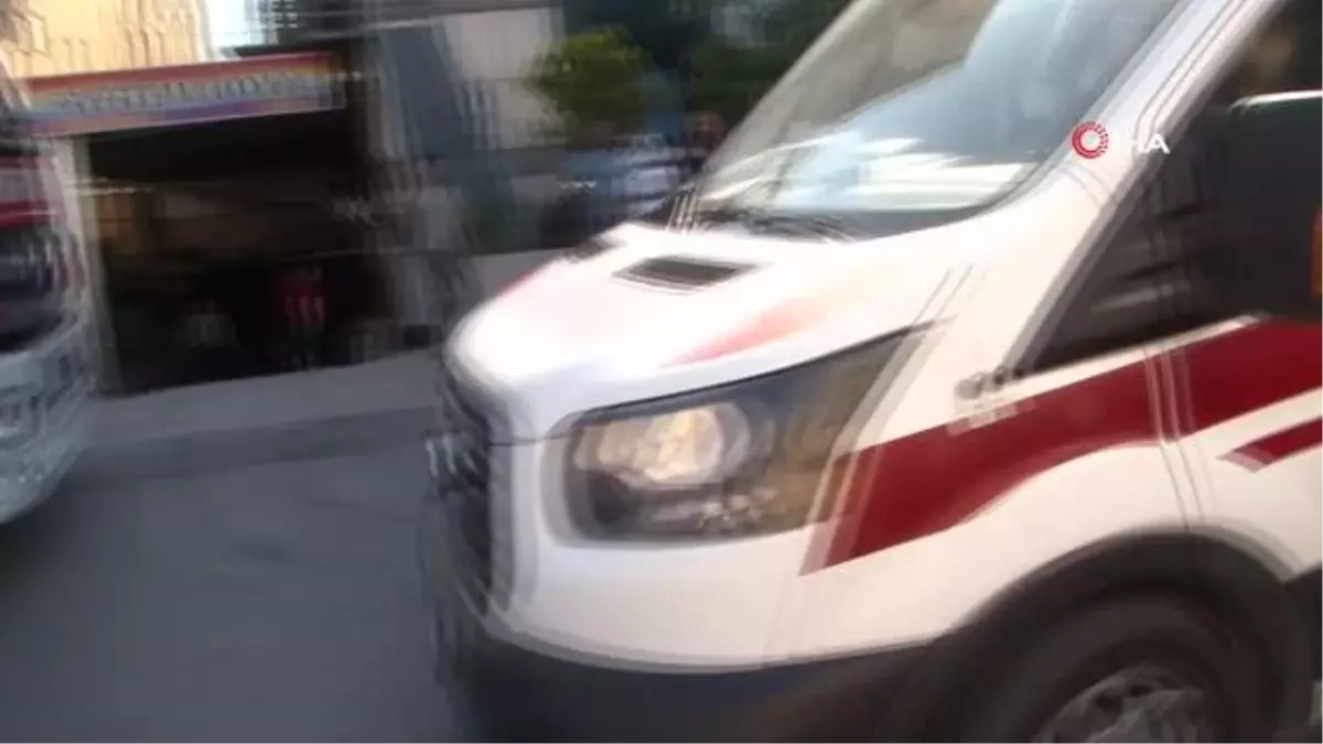 Asansör boşluğuna düşen işçi yaralı olarak kurtarıldı