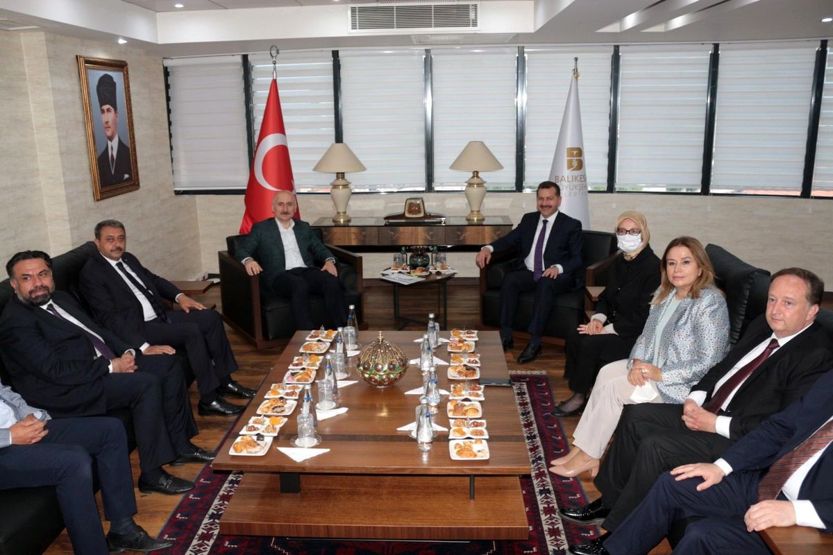 Balıkesir, Bakan Karaismailoğlu\'nu ağırladı