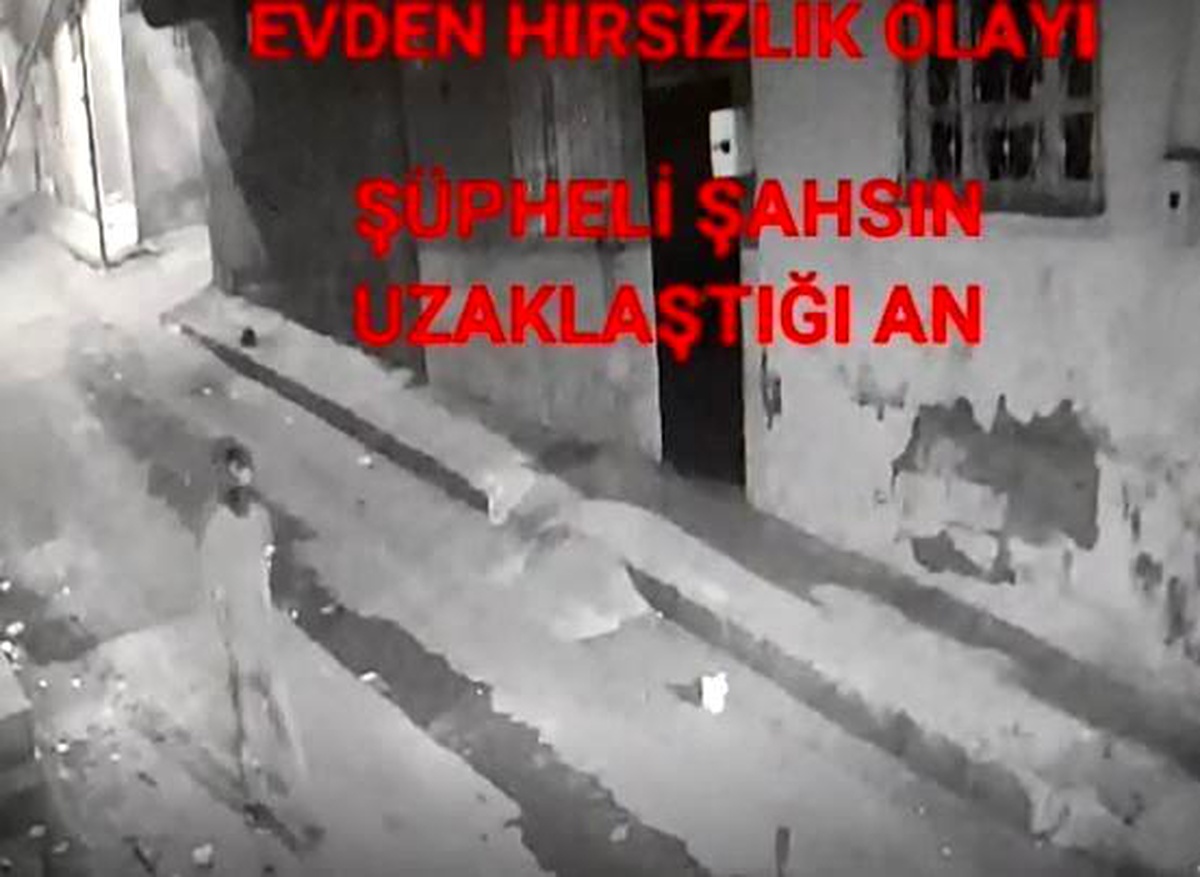 Son dakika haber... İkametten hırsızlık anları güvenlik kamerasında