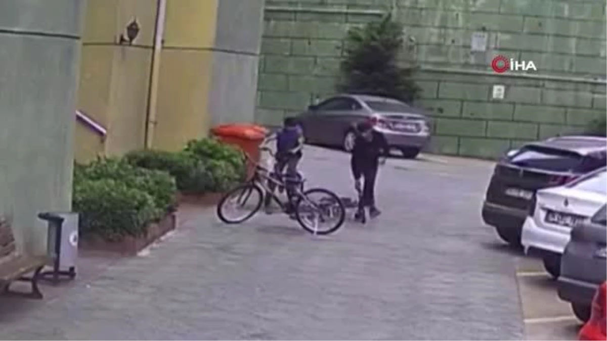 (İSTANBUL-Özel) İstanbul\'da ilginç bisiklet hırsızlığı: Eskisini bırakıp yenisini götürdü