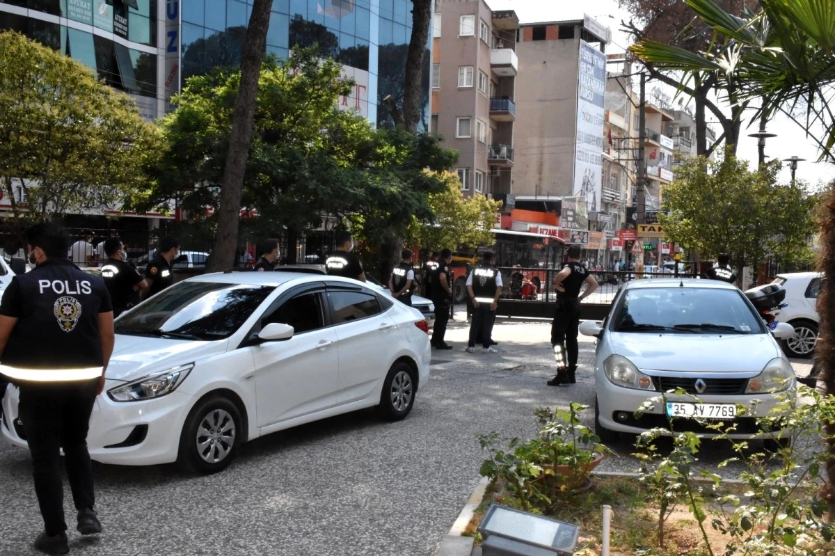 Son dakika haberi: İzmir\'de 2 kişinin öldüğü silahlı kavga ile ilgili 2 tutuklama