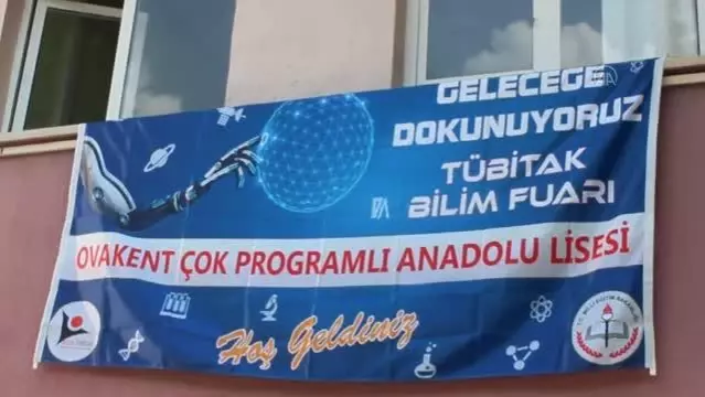 Ovakent Çok Programlı Anadolu Lisesinde TÜBİTAK Bilim Fuarı sergisi açıldı